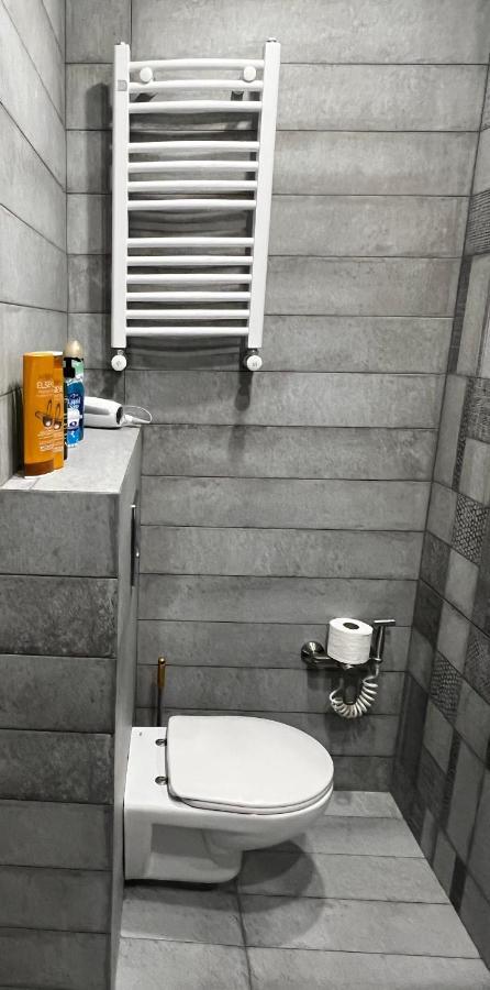 Chikhi Apartment Тбилиси Екстериор снимка