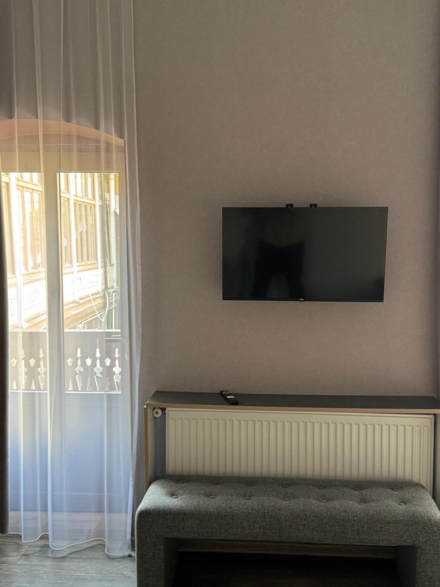 Chikhi Apartment Тбилиси Екстериор снимка